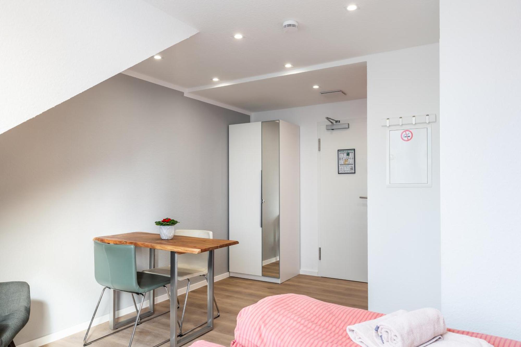 Wohnen Auf Zeit - Innenstadt-Appartements Freiburg im Breisgau Oda fotoğraf
